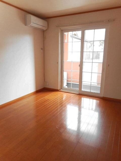 メゾンＦナイヤガラIIの物件内観写真