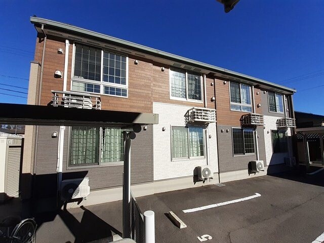 メゾンドルミエール蟻ヶ崎の物件外観写真