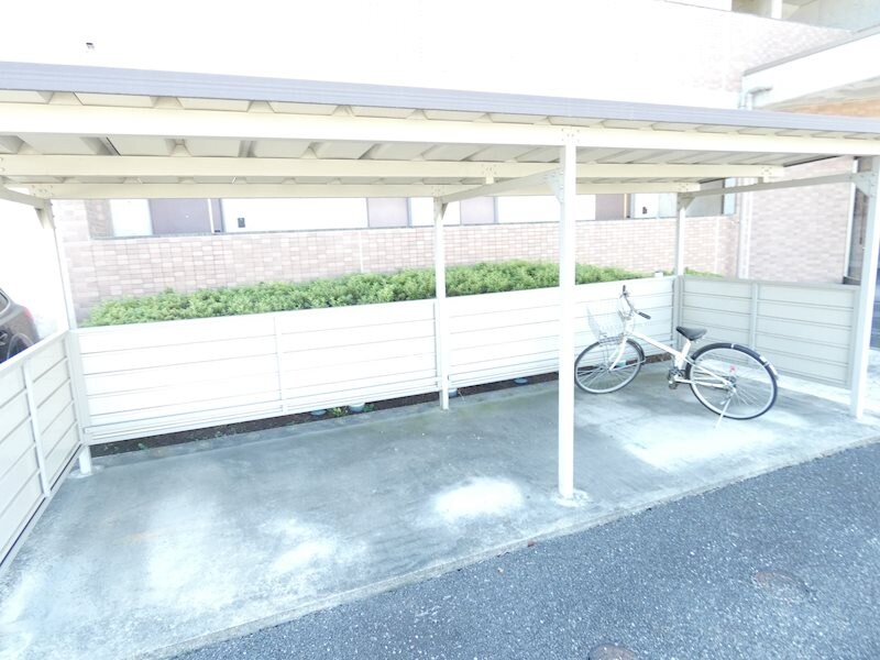 メゾンラサーナの物件内観写真