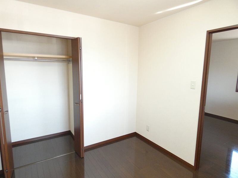 メゾンラサーナの物件内観写真