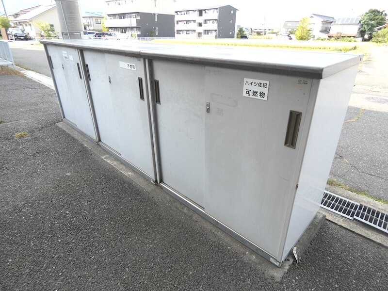 ハイツ佐紀の物件内観写真