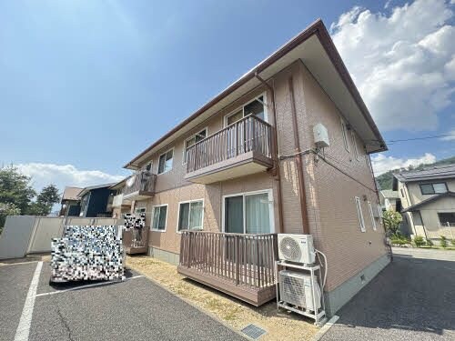 ビューラーはるかBの物件外観写真