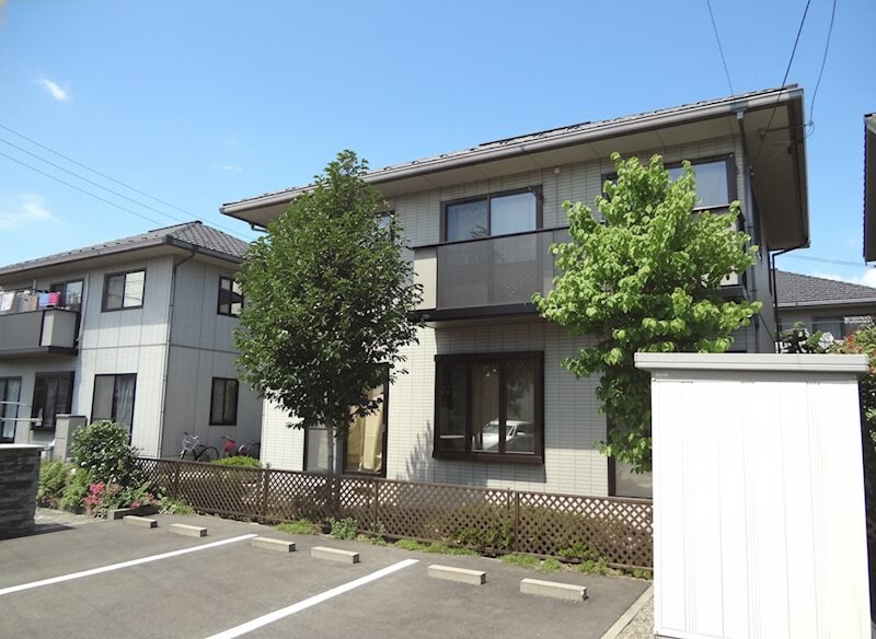 サンハウスＤ棟の物件外観写真