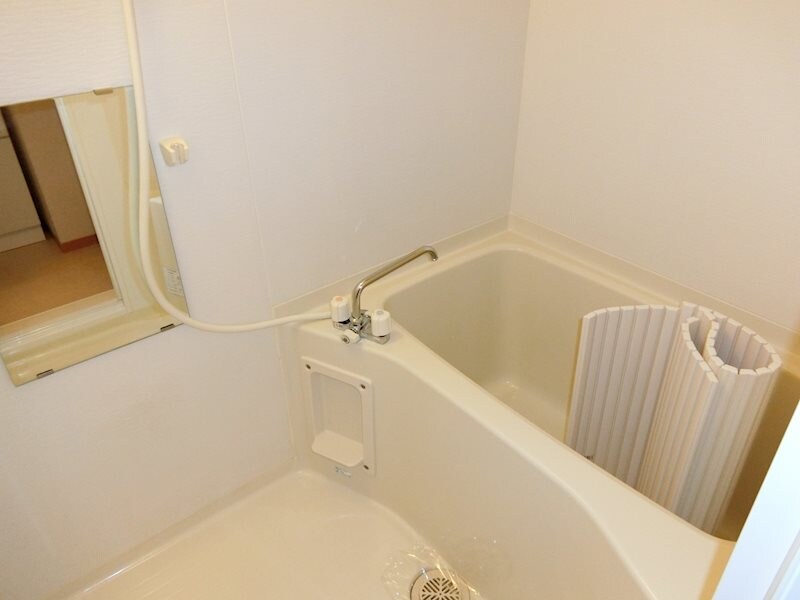 ポート・ヨコヤマの物件内観写真