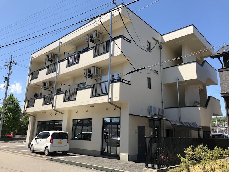 マンション北駅の物件外観写真