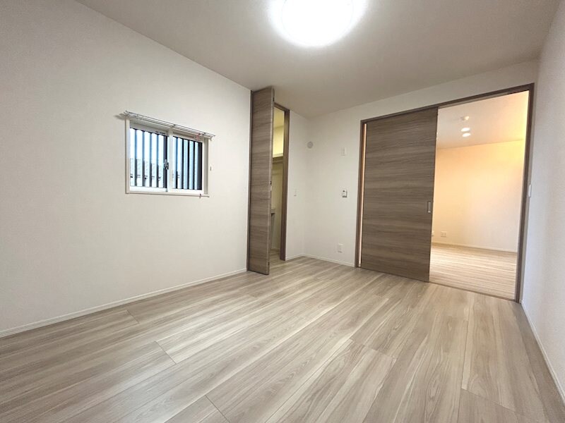 THREEの物件内観写真