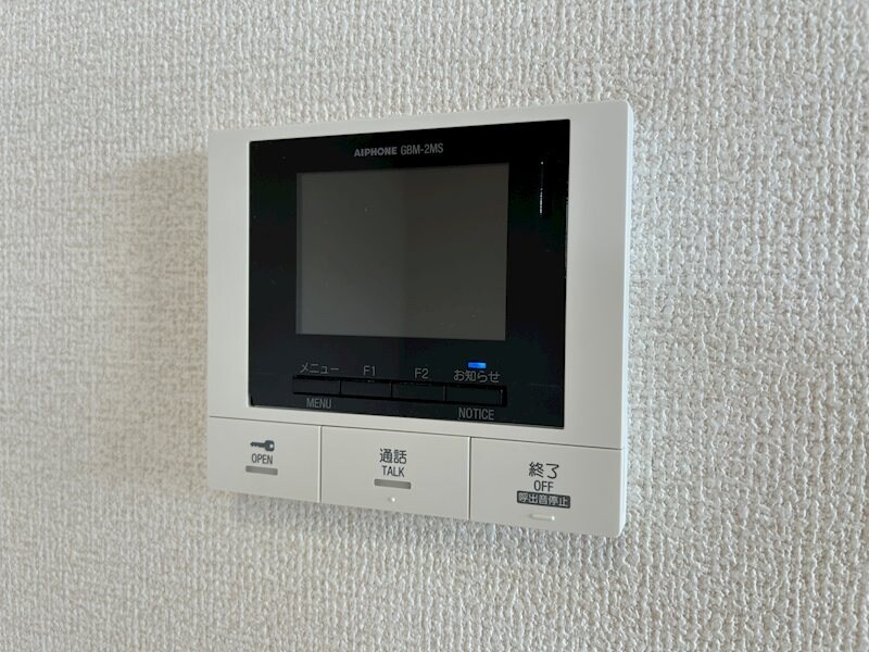 THREEの物件内観写真