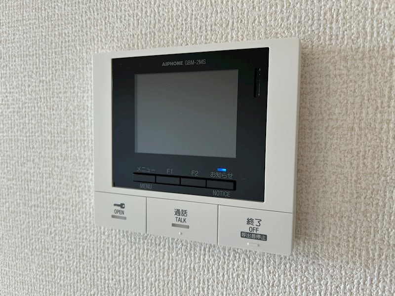 THREEの物件内観写真