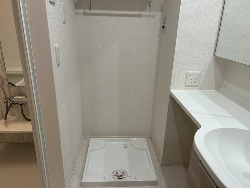 THREEの物件内観写真