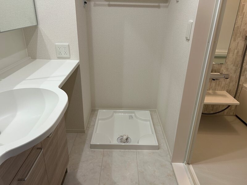 THREEの物件内観写真