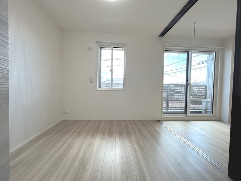 THREEの物件内観写真