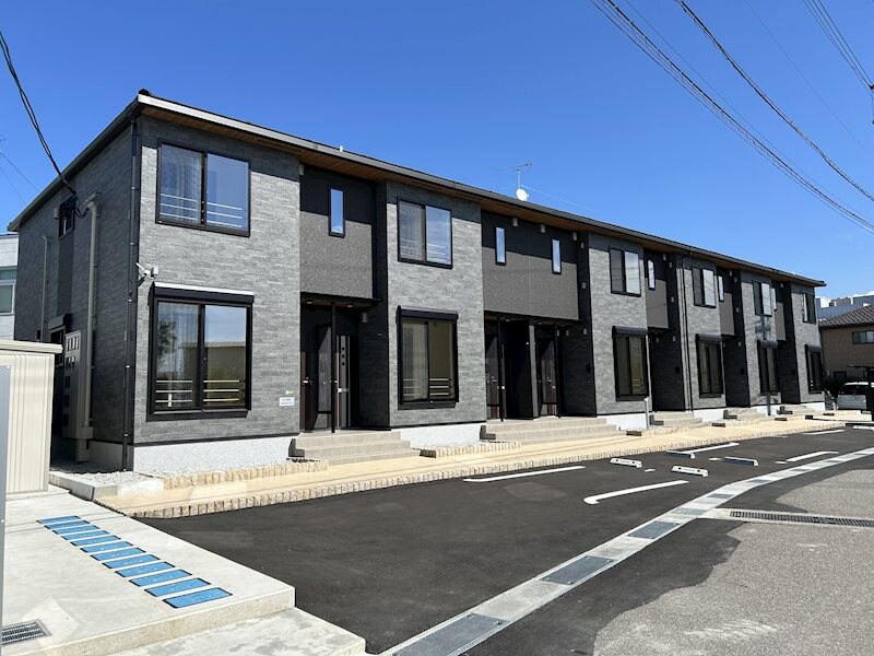 シャルマン　シャトーの物件外観写真