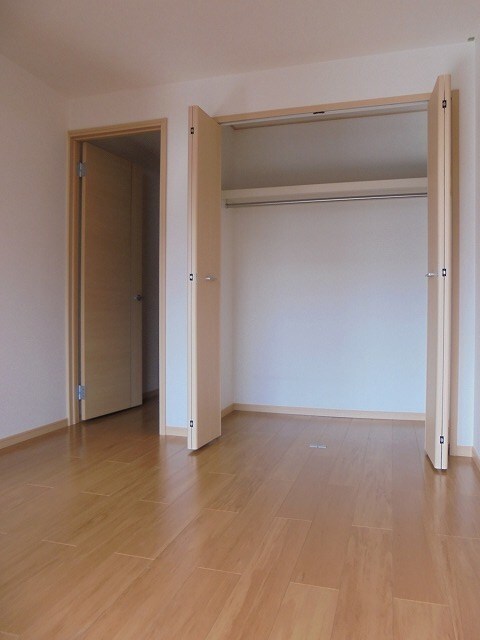 エヴァーグリーン2000の物件内観写真