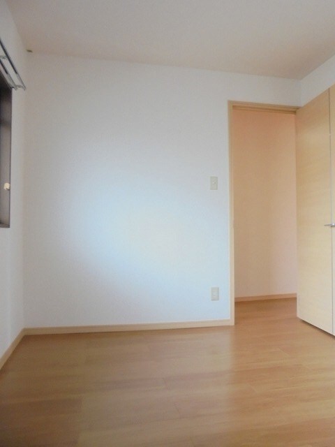 エヴァーグリーン2000の物件内観写真