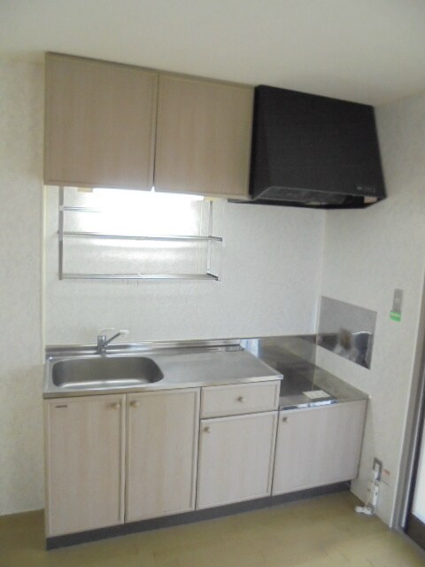 コンフォート轟Aの物件内観写真