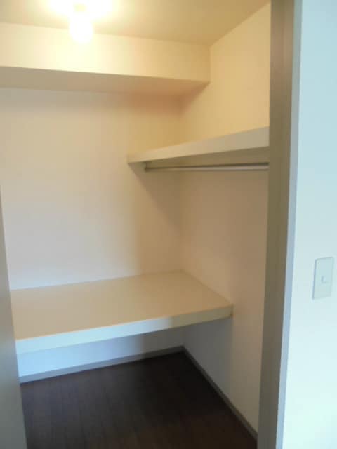 コンフォート轟Aの物件内観写真