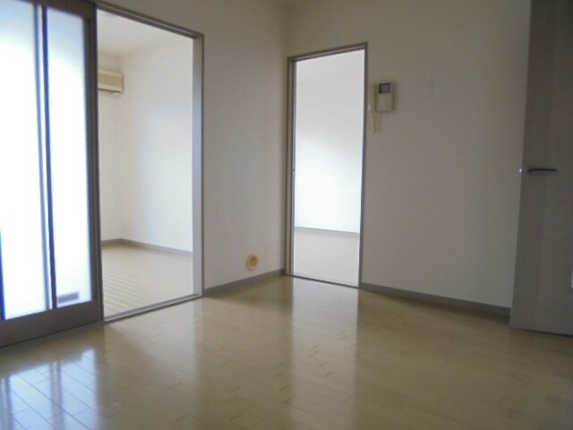 コンフォート轟Aの物件内観写真