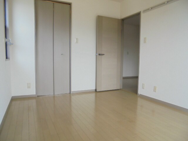 コンフォート轟Aの物件内観写真