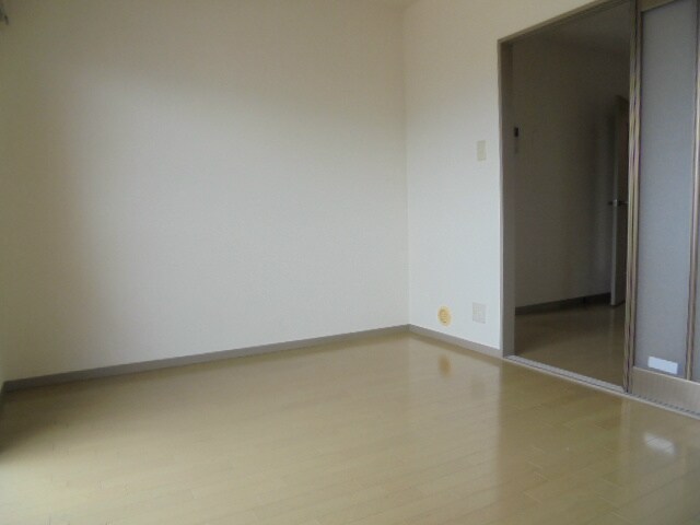 コンフォート轟Aの物件内観写真