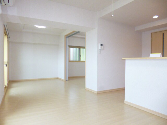 サミット栗田中央の物件内観写真