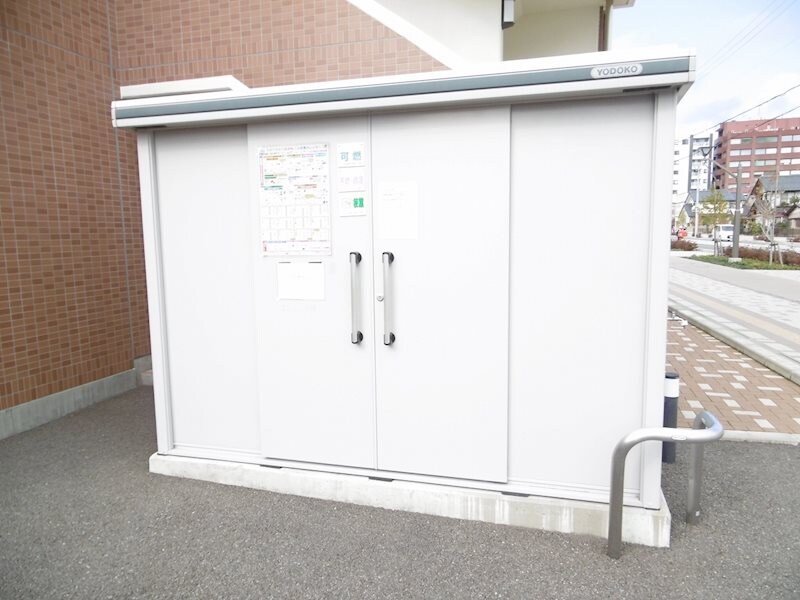 サミット栗田中央の物件内観写真