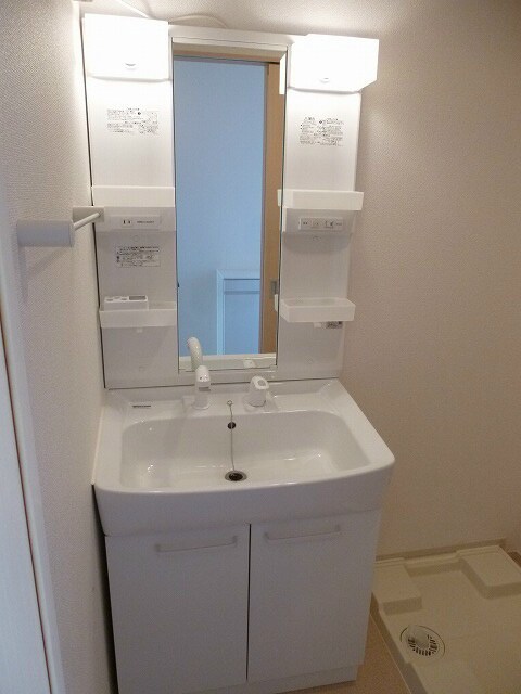 プリムヴェールの物件内観写真