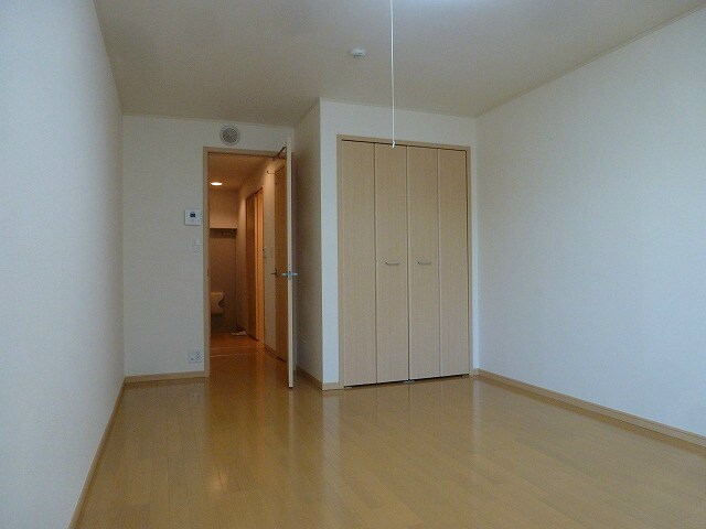 シャロル若里の物件内観写真