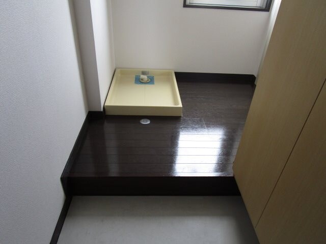 市役所前駅 徒歩4分 7階の物件内観写真