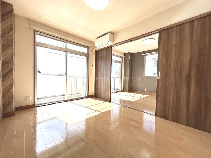 ヤングハイツの物件内観写真