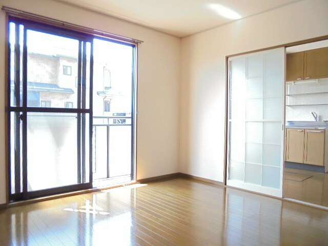 三才パレスAの物件内観写真