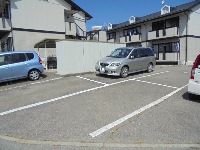 三才パレスAの物件内観写真