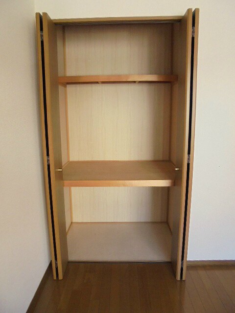 三才パレスAの物件内観写真