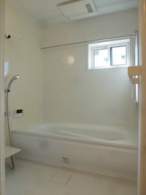 クレストコートの物件内観写真