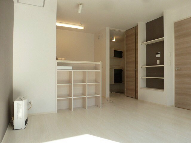 クレストコートの物件内観写真