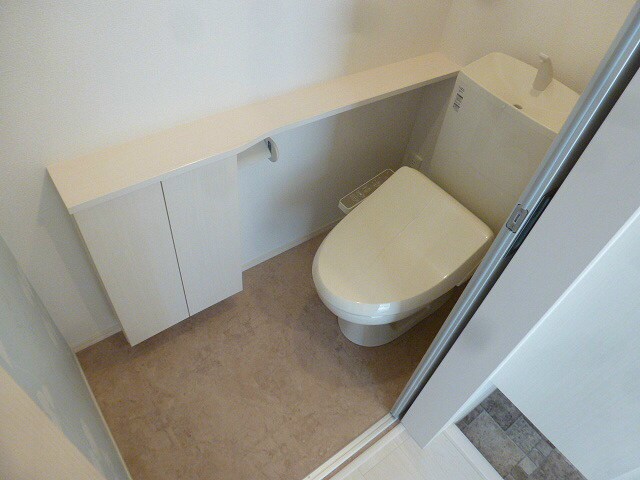 クレストコートの物件内観写真