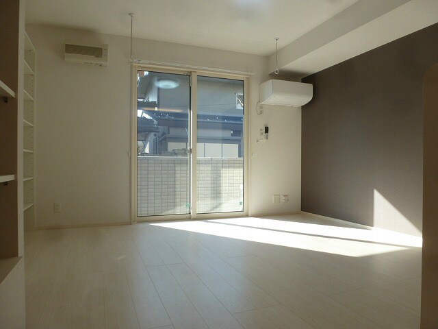 クレストコートの物件内観写真