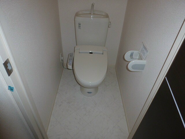 サニーサイドコートの物件内観写真