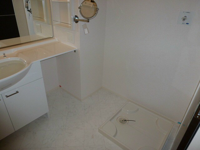 サニーサイドコートの物件内観写真