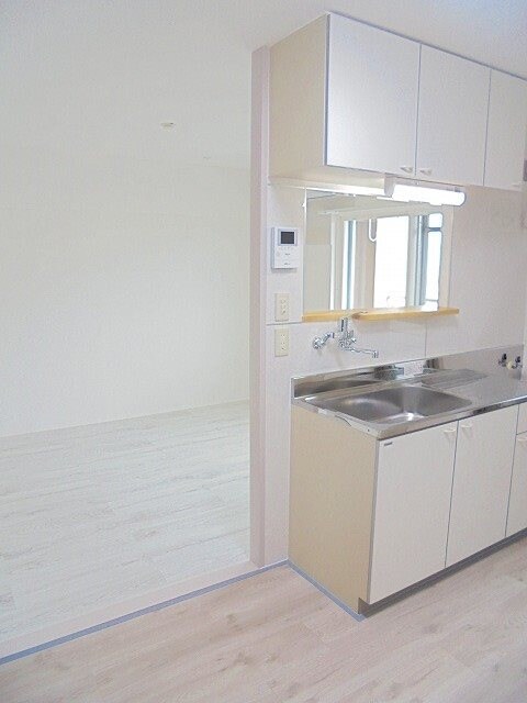 ペイ・ルミエール長野の物件内観写真