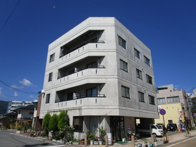 メゾンこばやしの物件外観写真