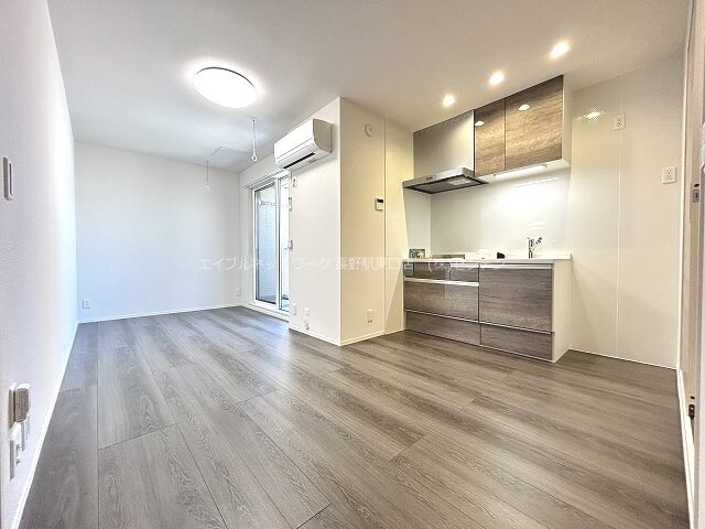 市役所前駅 徒歩13分 2階の物件内観写真