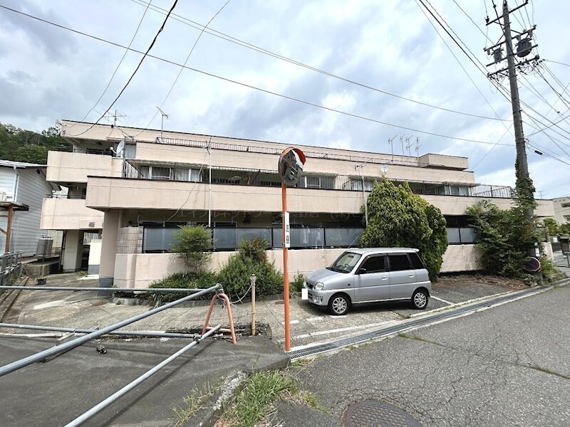 桜坂ハイツの物件外観写真