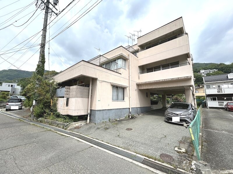 桜坂ハイツの物件外観写真