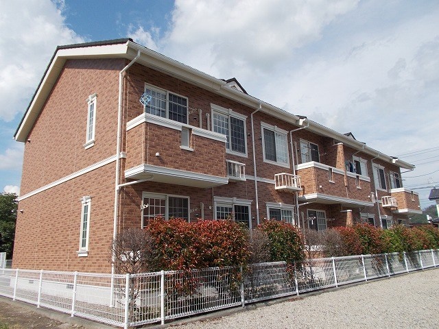 サンリジエールの物件外観写真