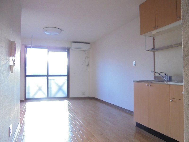 ドゥープランタンＡの物件内観写真