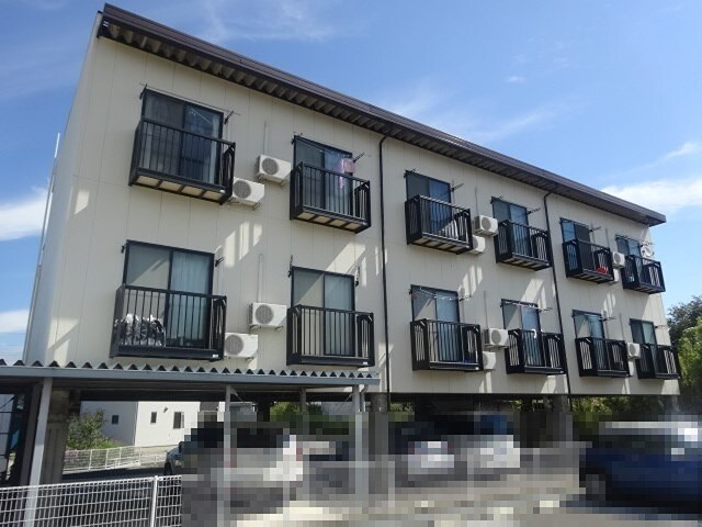 第二サンハイツの物件外観写真