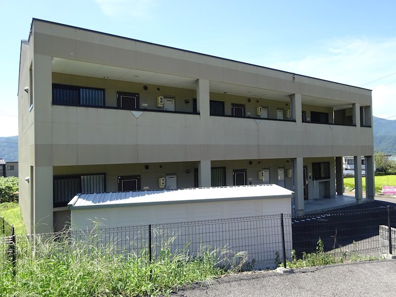 エバー・プレイスの物件外観写真