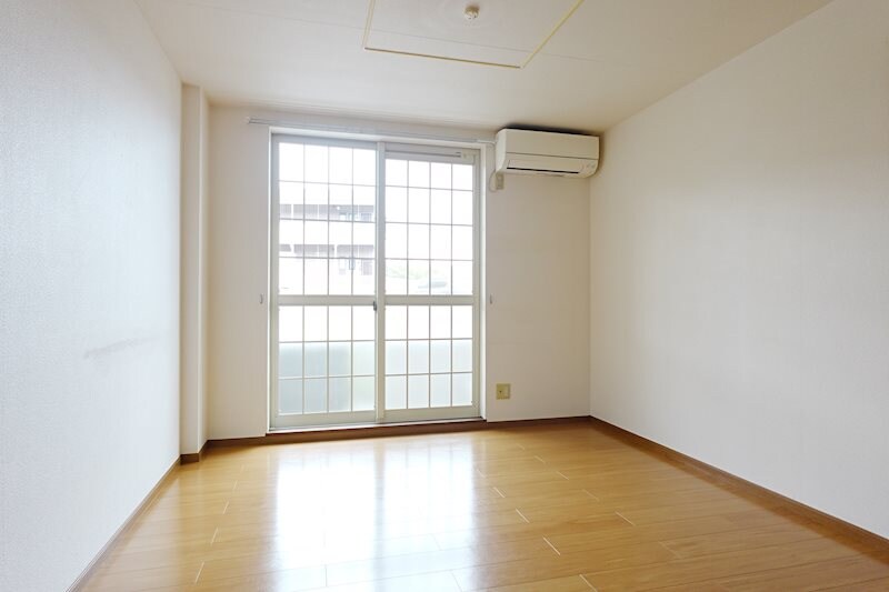 エヴァーグリーンＡの物件内観写真