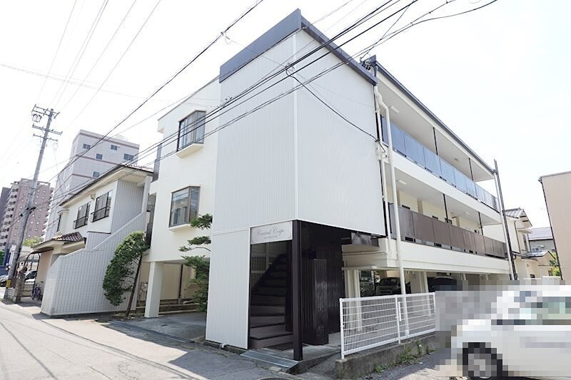 セントラルコーポの物件外観写真