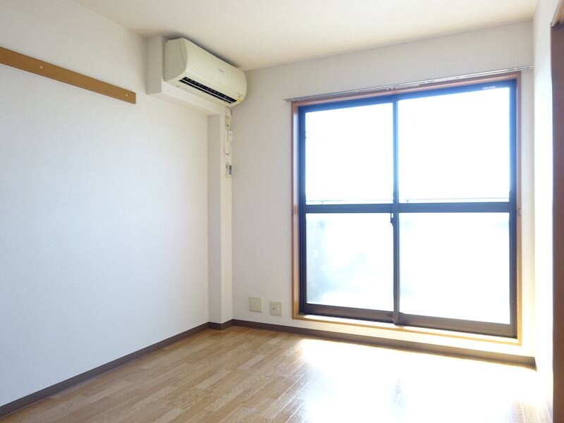 サープラス柳の物件内観写真